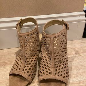 Liz Clairborne dress sandals